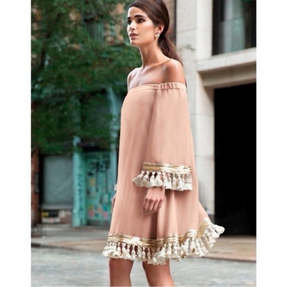 Mestiza NY, XS NWOT Coral-y Pink Fringe Off-Shoulder Dress. GORGEOUS